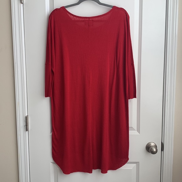 Angie Red 3/4 Sleeve Tunic Top - Picture 4 of 4